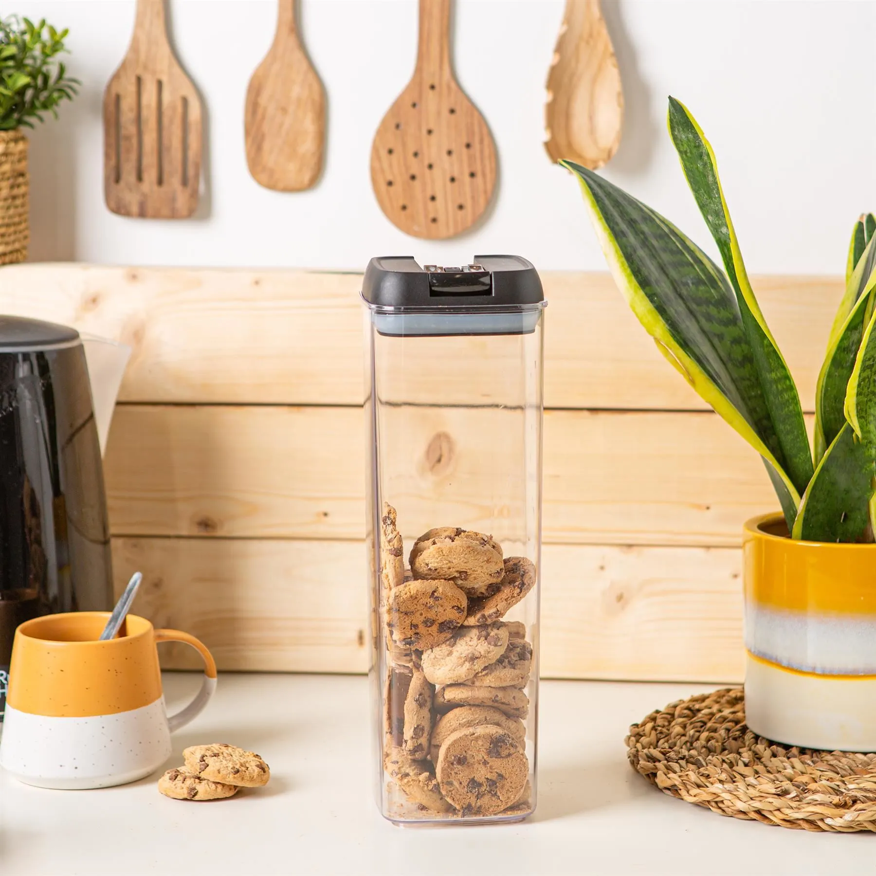 1.9L Flip Lock Air Tight Plastic Food Storage Container - By Argon Tableware