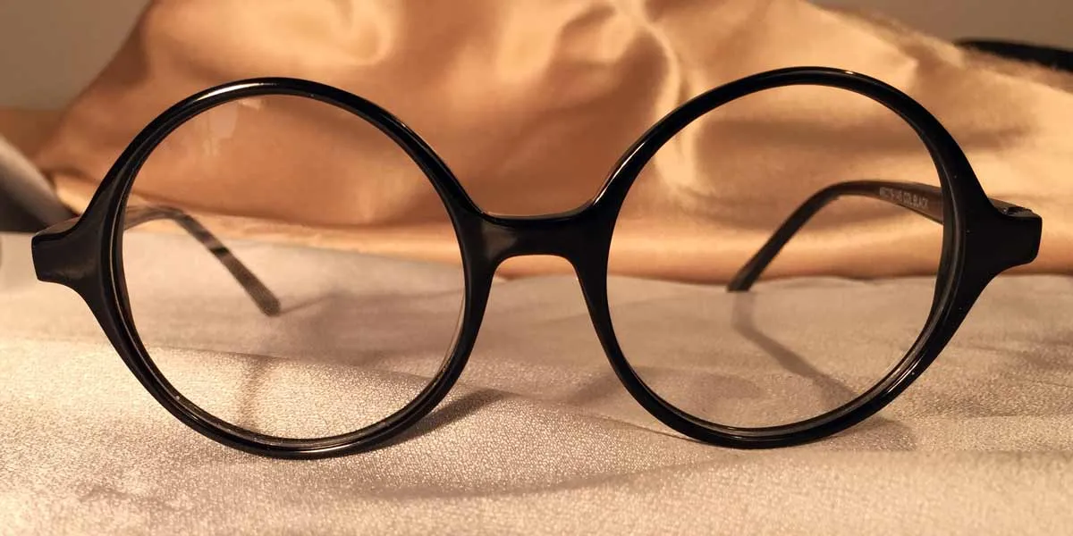 Black Owls – Glossy Black Round Glasses