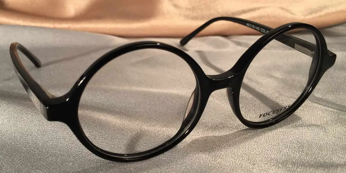 Black Owls – Glossy Black Round Glasses