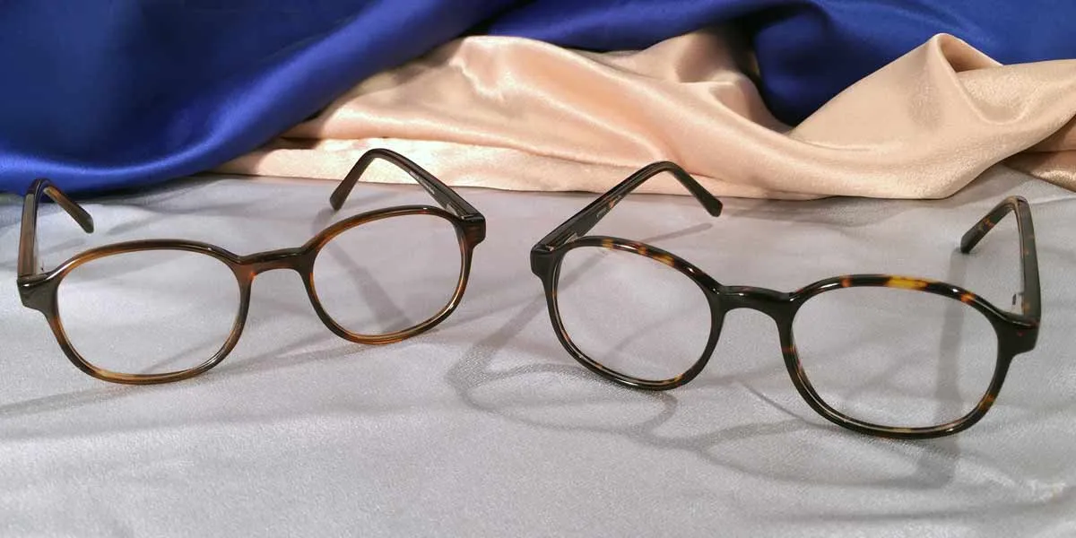 Duckies – "Poor Boy" Shaped Tortoise Shell Frames