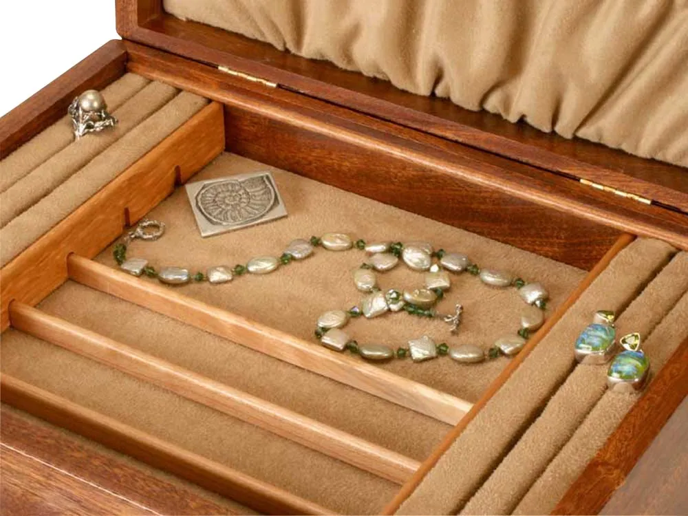 Gingko Leaves Jewelry Box –2 Drawer