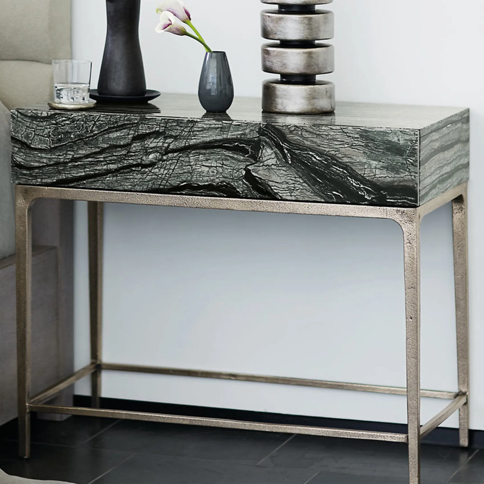 LINEA NIGHTSTAND