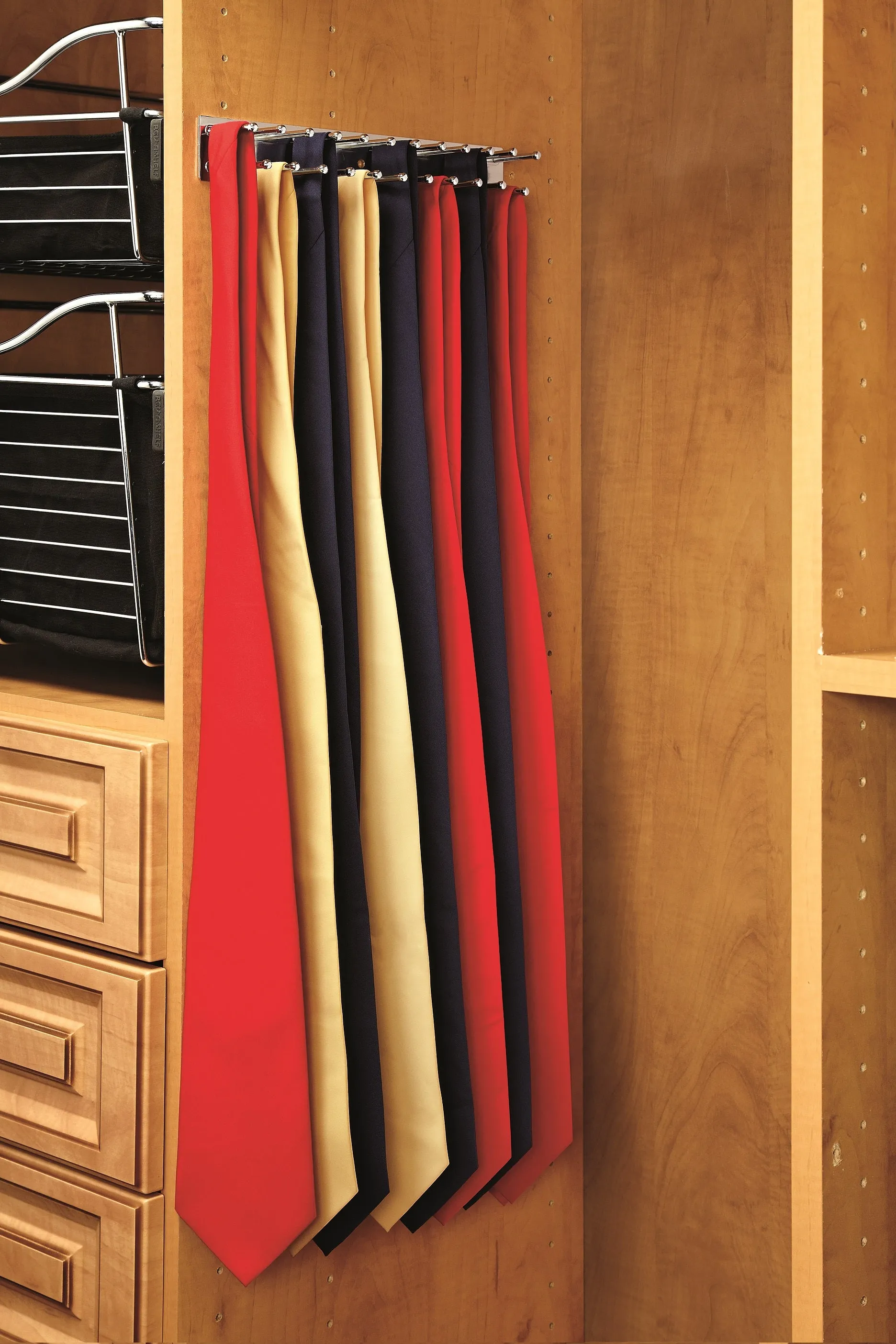 Rev-A-Shelf 14" Chrome Side mount Tie Rack TRC-14CR