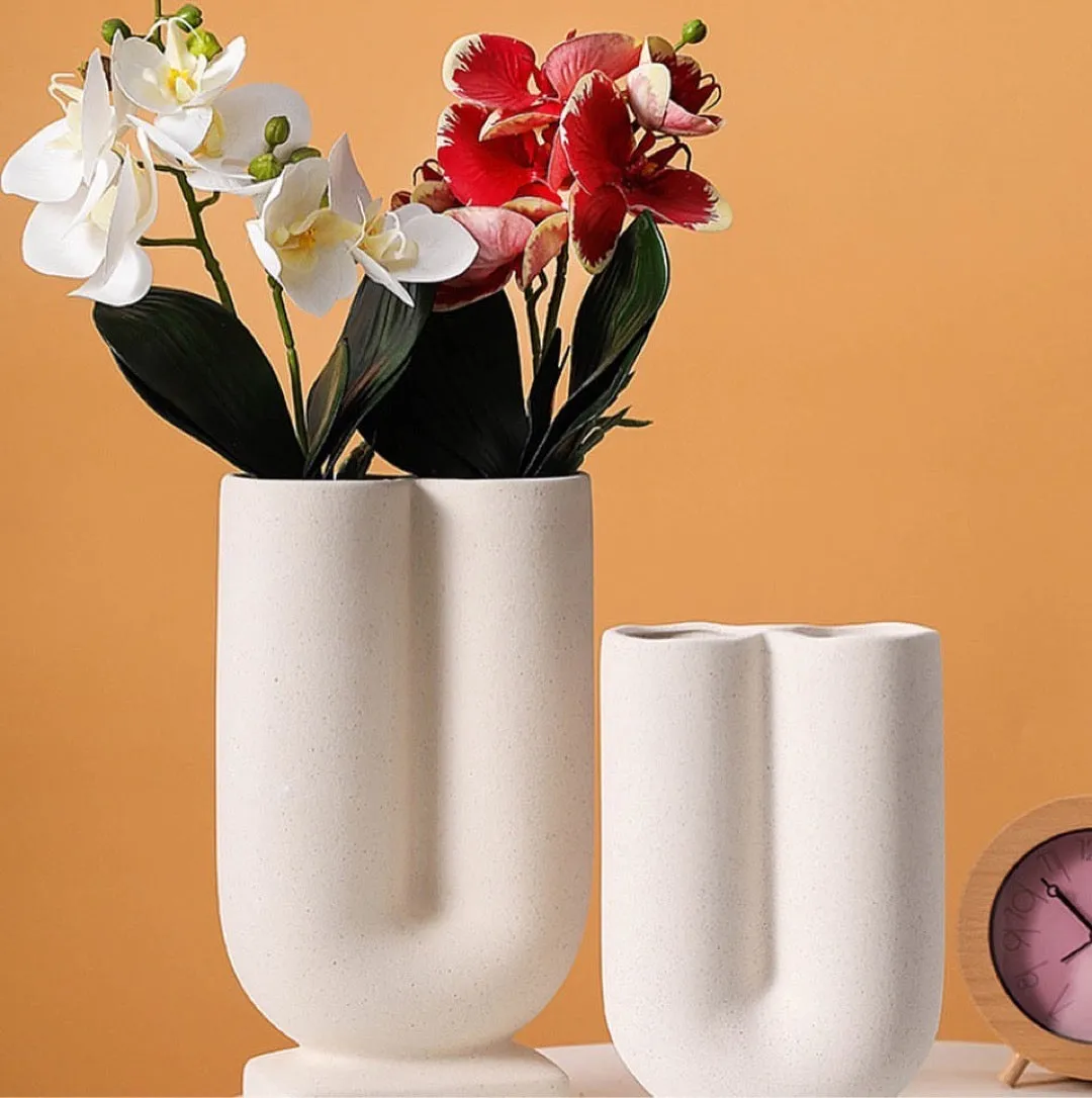 U-Shape Plain White Nordic Style Ceramics vase